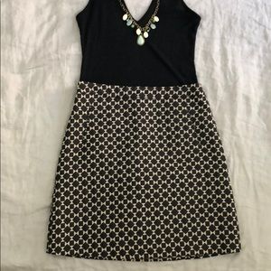 NWOT Halogen geometric print pencil skirt
